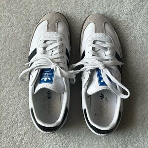 Adidas Sambas - White Size 7